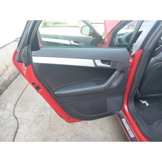 Puerta Trasera Izquierda para Audi A3 Sportback (8Pa)