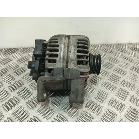 Alternador para Opel Corsa D (S07)