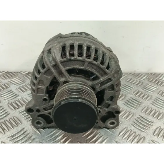 Alternador para Mitsubishi Lancer Berlina (Cy0)
