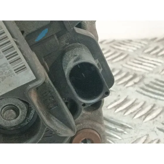 Alternador para Mitsubishi Lancer Berlina (Cy0)