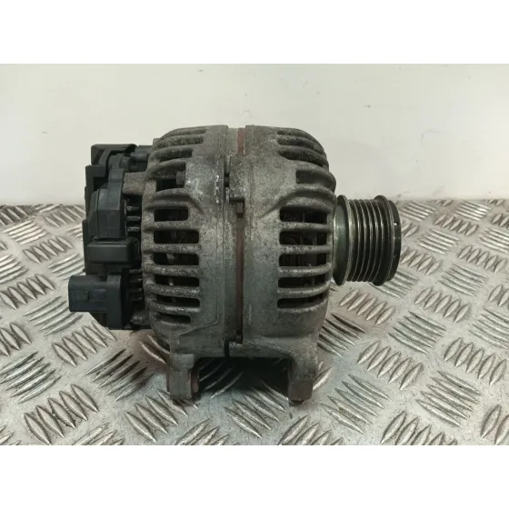Alternador para Mitsubishi Lancer Berlina (Cy0)