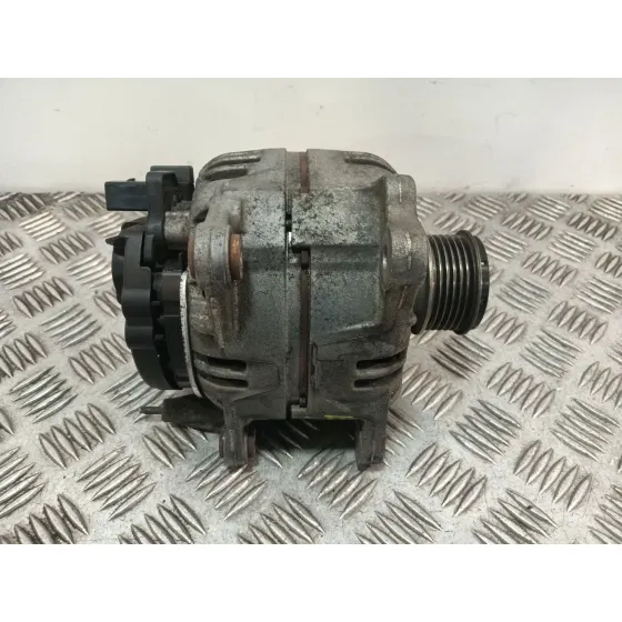 Alternador para Mitsubishi Lancer Berlina (Cy0)