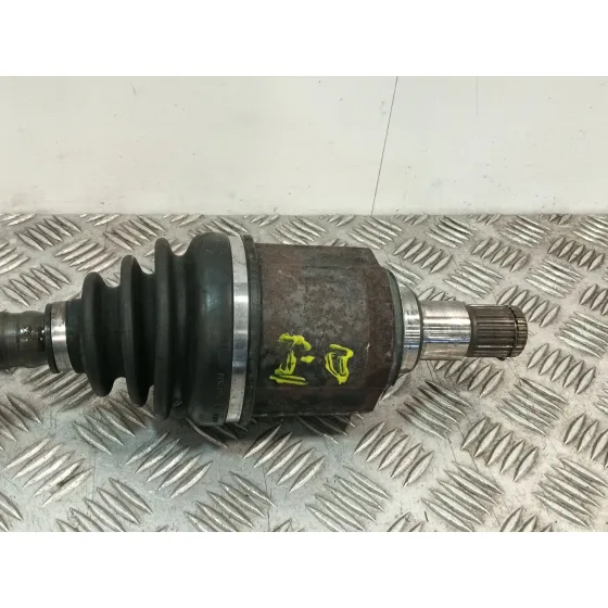 Transmision Delantera Izquierda para Mitsubishi Lancer Berlina (Cy0)