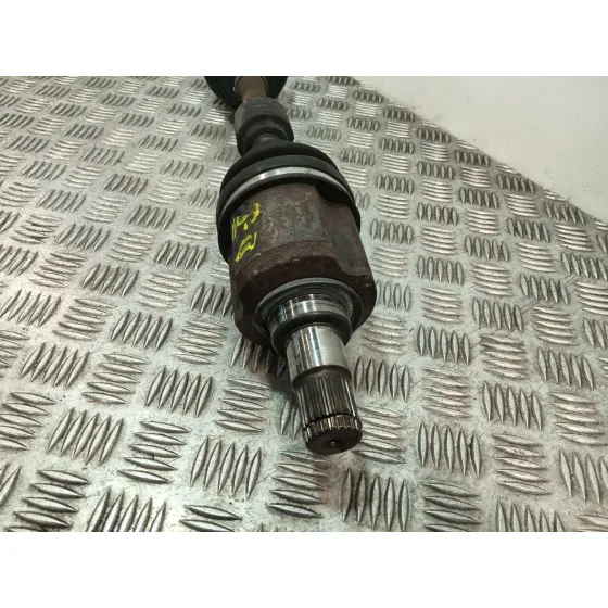 Transmision Delantera Izquierda para Mitsubishi Lancer Berlina (Cy0)