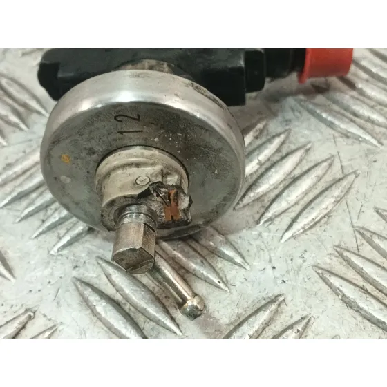 Inyector para Mazda 6 Berlina (Gg)