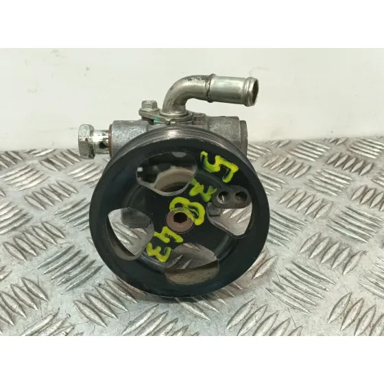 Bomba Direccion para Mitsubishi Lancer Berlina (Cy0)
