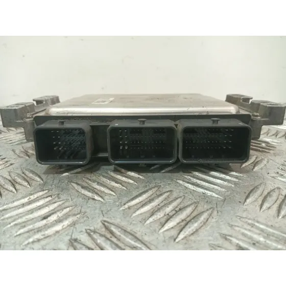 Centralita Motor Uce para Dacia Duster
