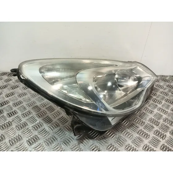 Faro Derecho para Opel Corsa D (S07)