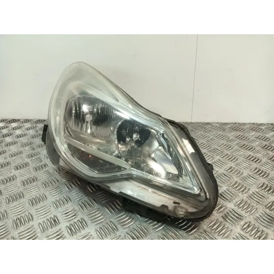 Faro Derecho para Opel Corsa D (S07)