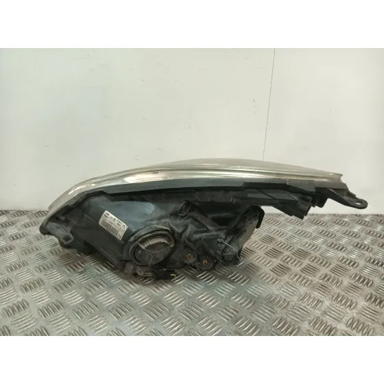 Faro Derecho para Opel Corsa D (S07)