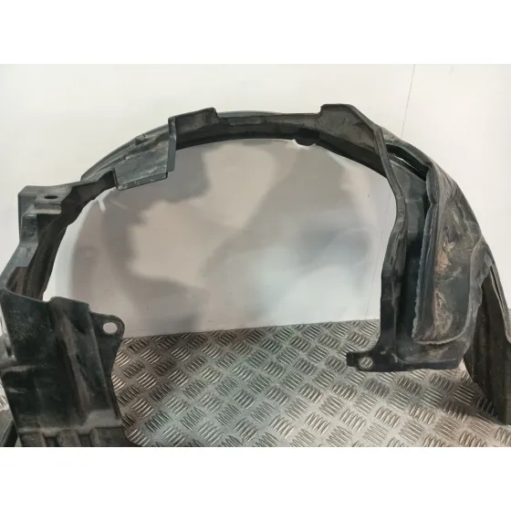 Plastico Paso Rueda Delantero Derecho para Nissan Micra Iii (K12)