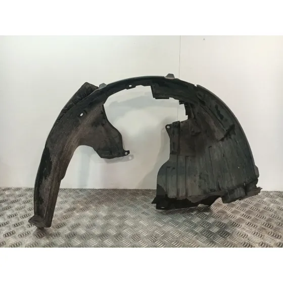 Plastico Paso Rueda Delantero Derecho para Nissan Micra Iii (K12)