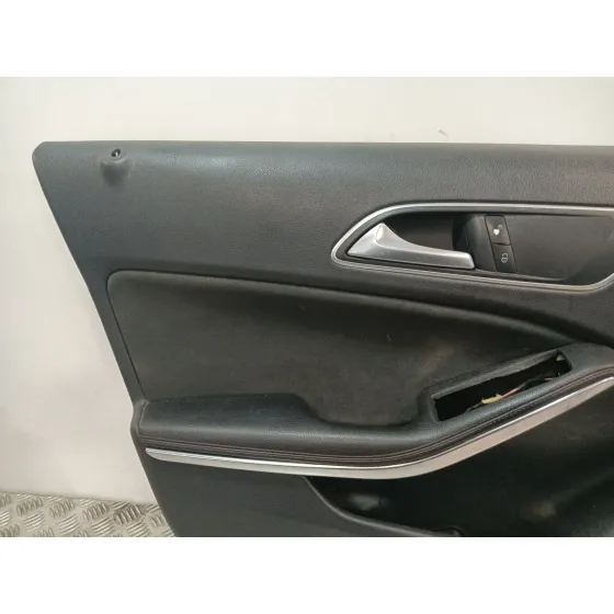 Guarnecido Puerta Delantera Izquierda para Mercedes-Benz Clase A (W176)