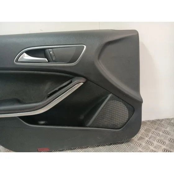 Guarnecido Puerta Delantera Izquierda para Mercedes-Benz Clase A (W176)