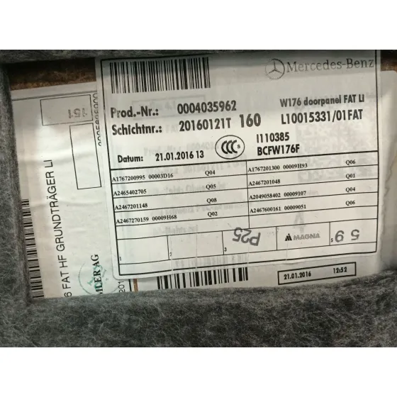 Guarnecido Puerta Delantera Izquierda para Mercedes-Benz Clase A (W176)