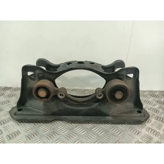 Puente Trasero para Toyota Rav 4 (A2)