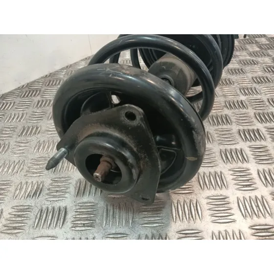 Amortiguador Delantero Izquierdo para Mitsubishi Lancer Berlina (Cy0)