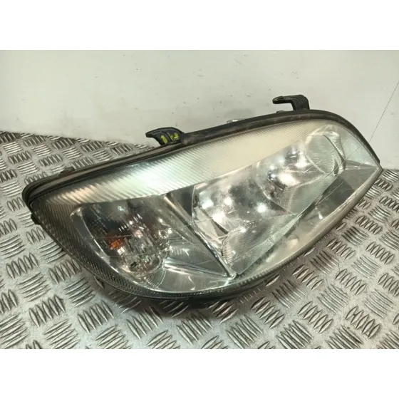 Faro Derecho para Opel Zafira A Monospace (T98)