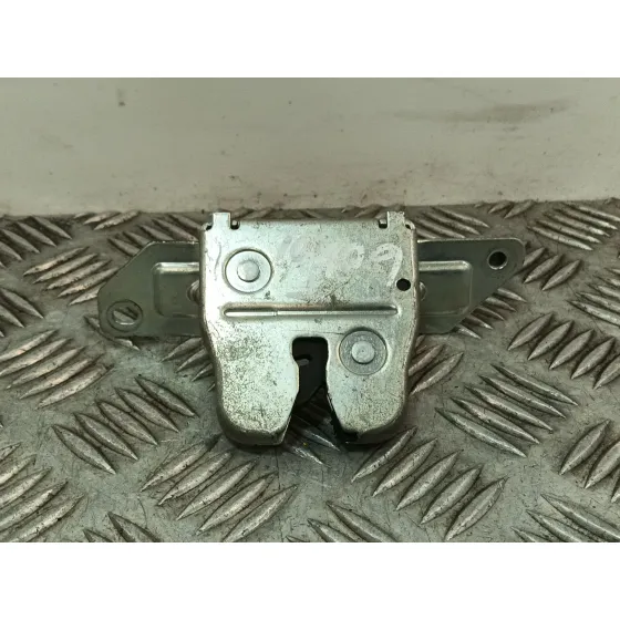 Cerradura Maletero / Porton para Mercedes-Benz Clase A (W168)