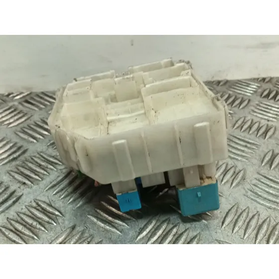 Caja Reles / Fusibles para Toyota Rav 4 (A2)