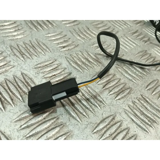 Enganche Cinturon Delantero Izquierdo para Chevrolet Cruze Hatchback (J305)