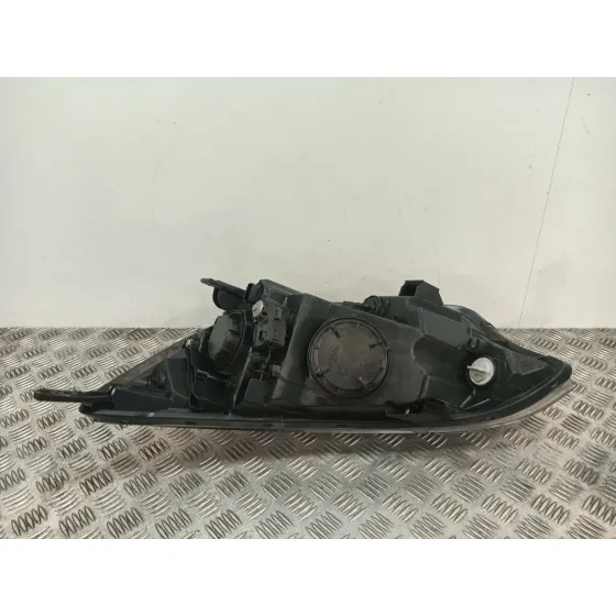 Faro Derecho para Kia Rio Iii (Ub)