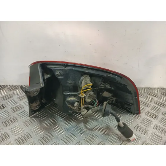 Piloto Trasero Izquierdo para Kia Rio Iii (Ub)