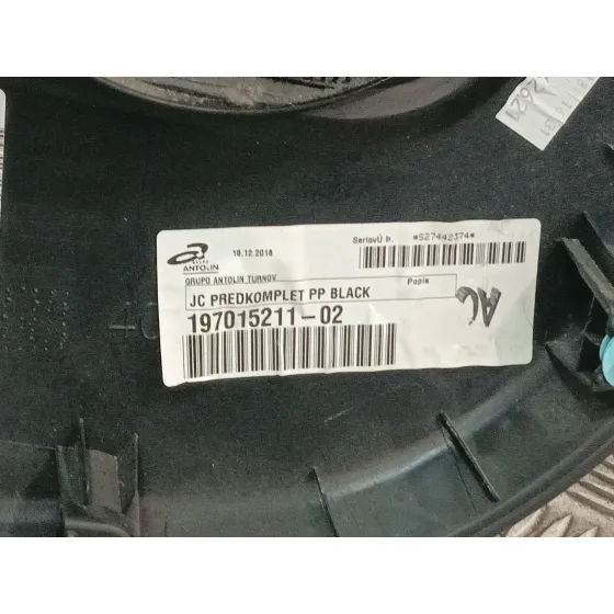 Guarnecido Puerta Delantera Derecha para Hyundai Ix20 (Jc)