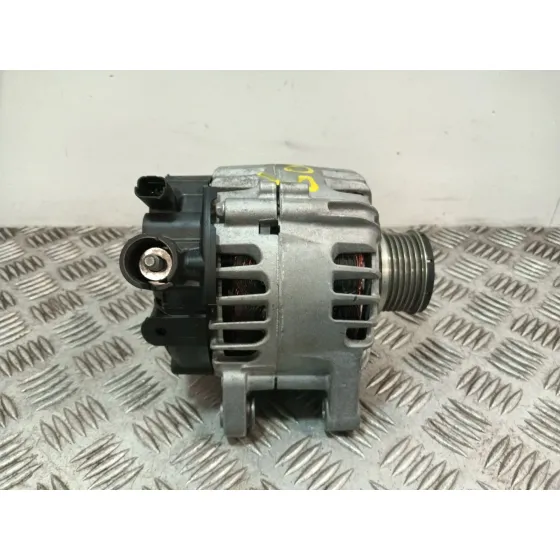 Alternador para Opel Corsa F Xhl Mt6