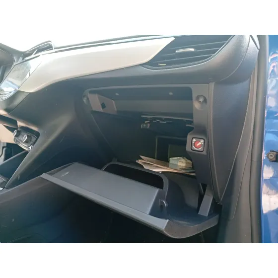 Guantera para Opel Corsa F Xhl Mt6