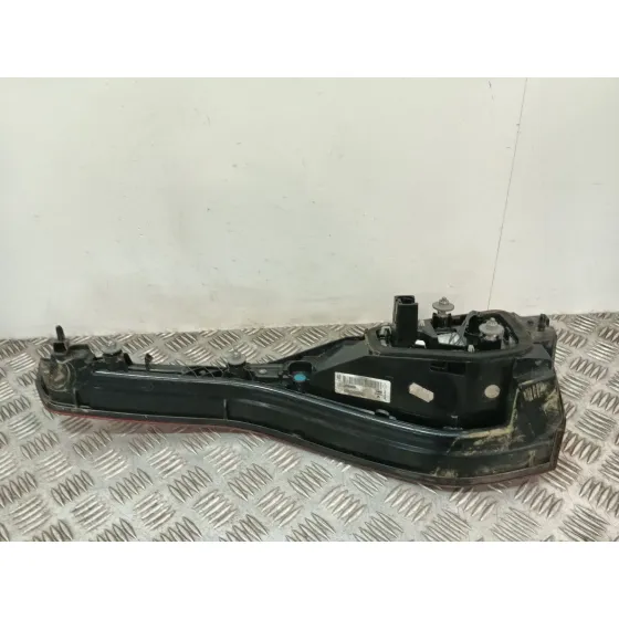 Piloto Trasero Izquierdo Porton para Renault Megane Iv Hatchback (B9A/M/N_)