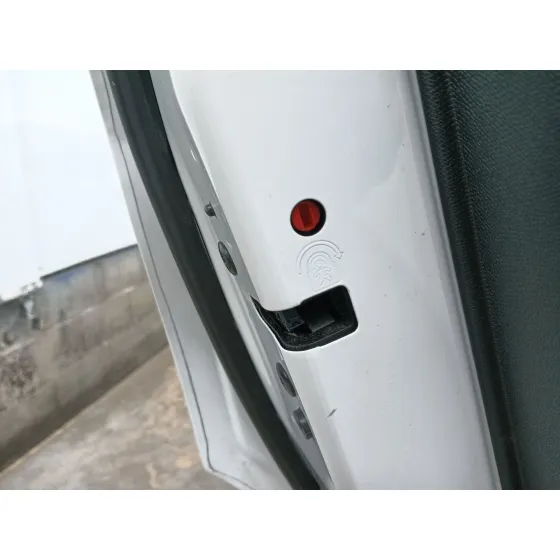 Cerradura Puerta Trasera Izquierda para Peugeot 3008 Ii Suv (Mc_, Mr_, Mj_, M4_)