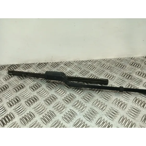 Brazo Limpia Delantero Izquierdo para Peugeot 3008 Ii Suv (Mc_, Mr_, Mj_, M4_)
