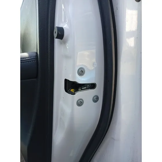 Cerradura Puerta Delantera Derecha para Nissan Pulsar Hatchback (C13)