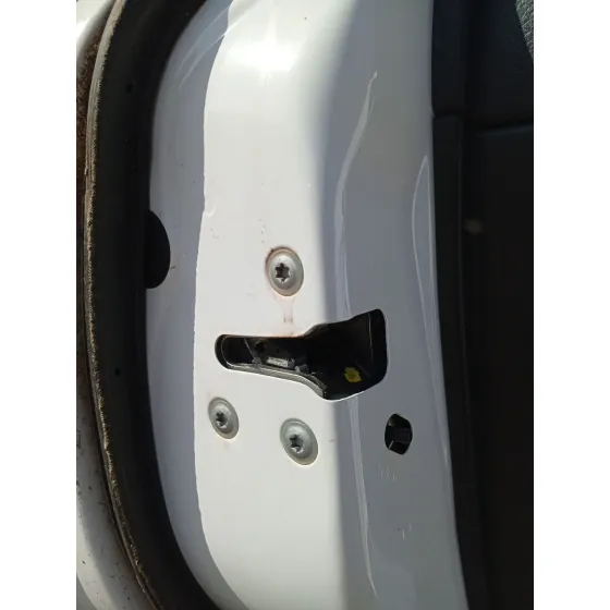 Cerradura Puerta Trasera Izquierda para Nissan Pulsar Hatchback (C13)