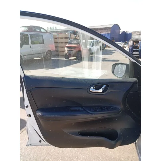 Elevalunas Delantero Izquierdo para Nissan Pulsar Hatchback (C13)