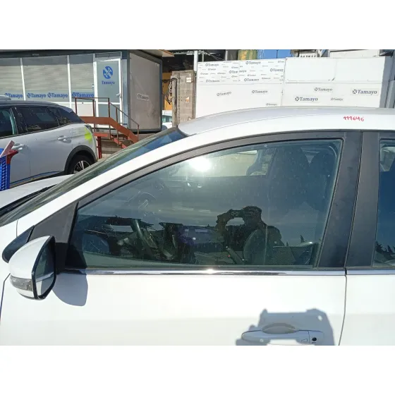 Luna Delantera Izquierda para Nissan Pulsar Hatchback (C13)
