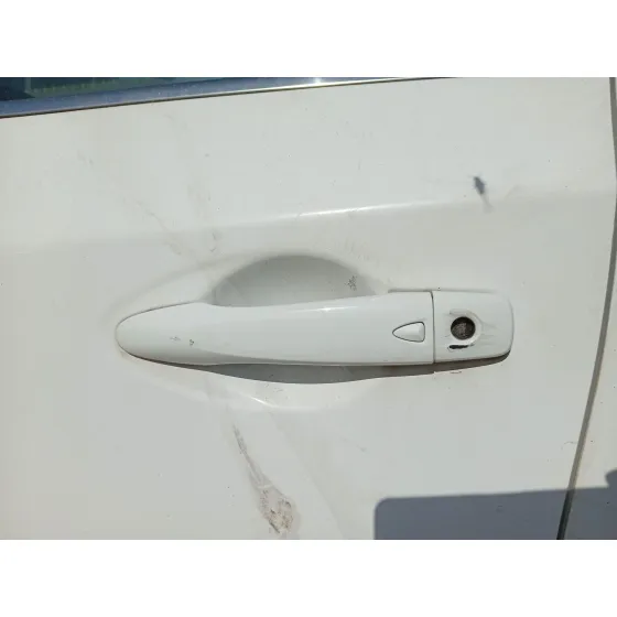 Maneta Exterior Delantera Izquierda para Nissan Pulsar Hatchback (C13)