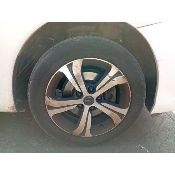 Mangueta Delantera Derecha para Nissan Pulsar Hatchback (C13)
