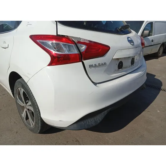 Paragolpes Trasero para Nissan Pulsar Hatchback (C13)