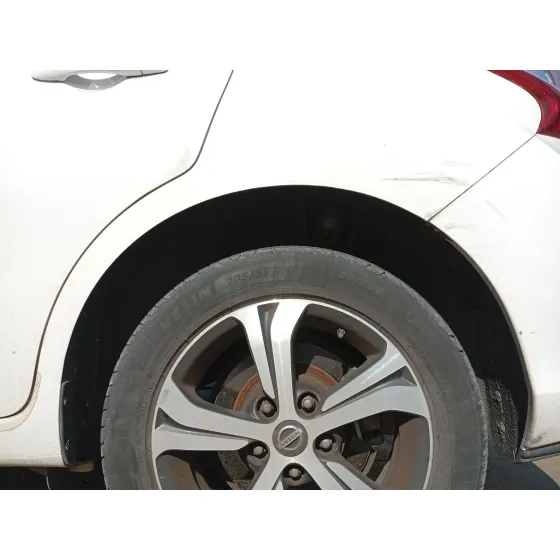 Paso De Rueda Trasero Izquierdo para Nissan Pulsar Hatchback (C13)