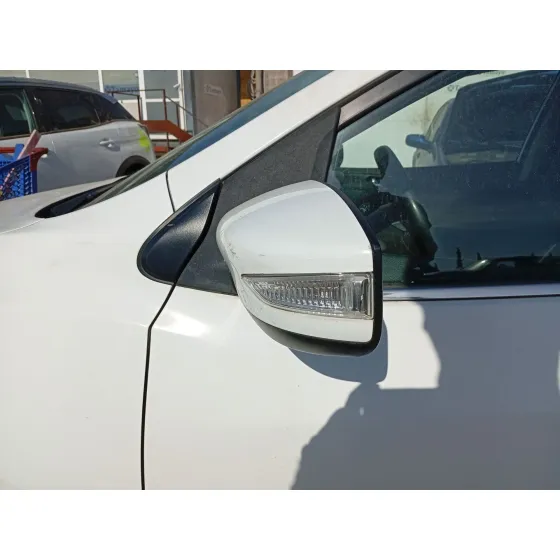 Retrovisor Izquierdo para Nissan Pulsar Hatchback (C13)