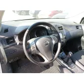 Volante para Nissan Pulsar Hatchback (C13)