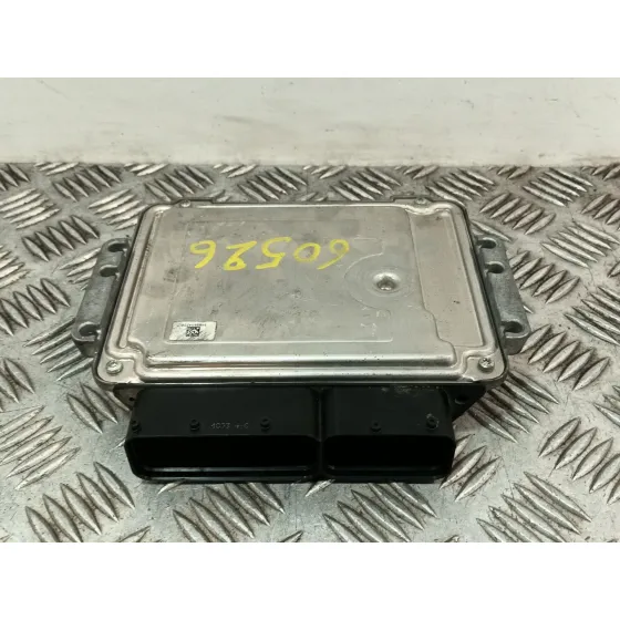 Centralita Motor Uce para Kia Carens Iv