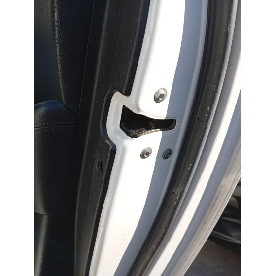 Cerradura Puerta Trasera Derecha para Kia Carens Iv