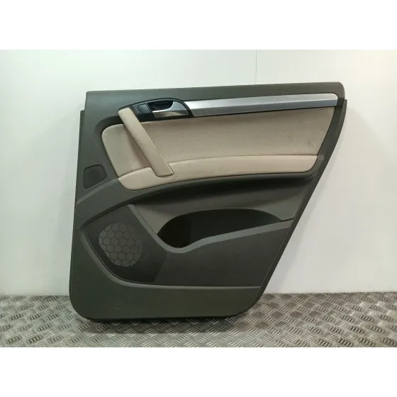 Guarnecido Puerta Trasera Derecha para Audi Q7 (4Lb)