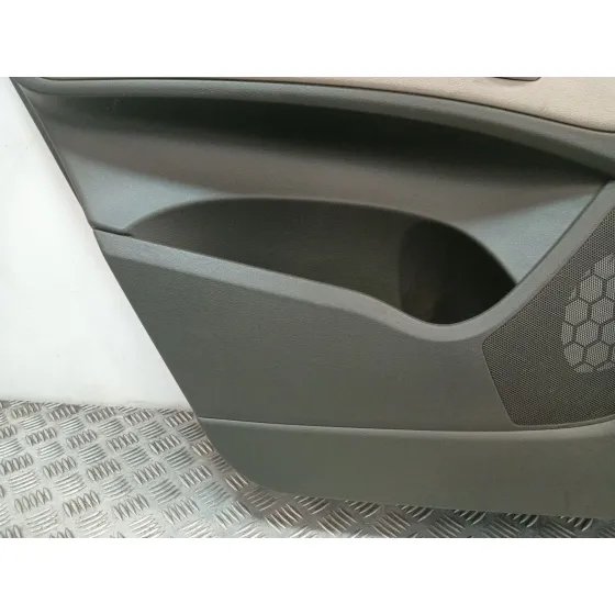 Guarnecido Puerta Trasera Izquierda para Audi Q7 (4Lb)