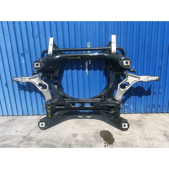 Puente Delantero para Audi Q7 (4Lb)