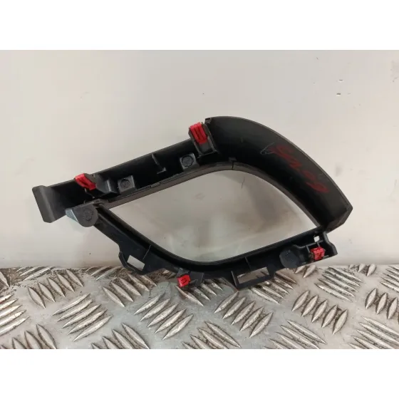 Moldura para Toyota C-Hr (_X1_)