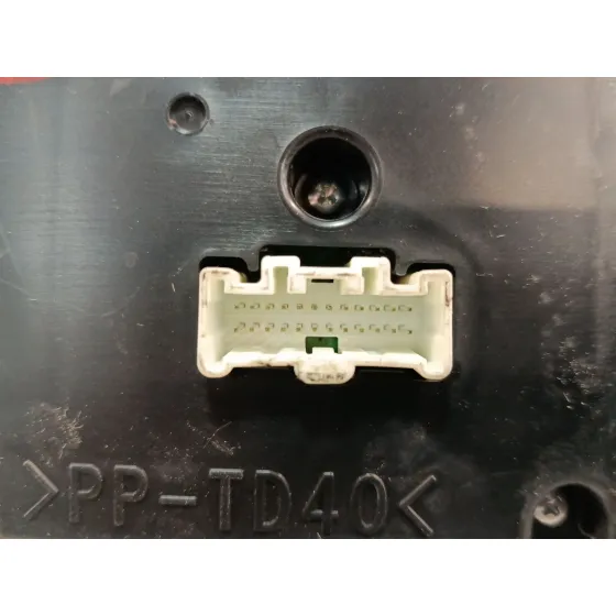 Mando Climatizador para Mazda 3 Lim. (Bl)